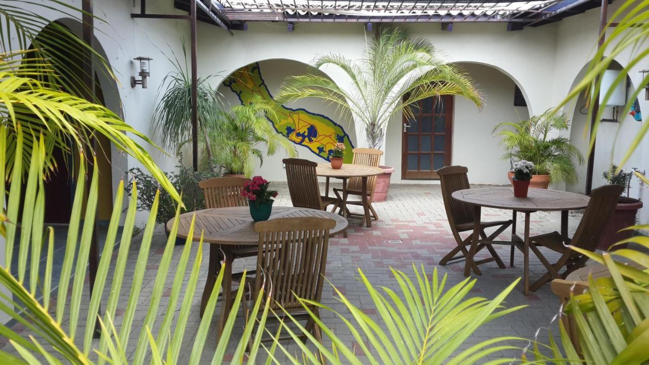 Bed And Breakfast Toni Kunchi วิลเลมสตัด ภายนอก รูปภาพ